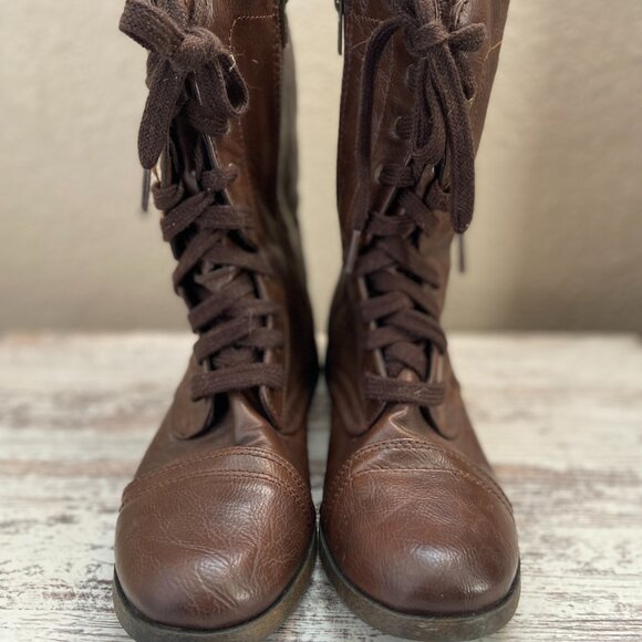 Brown Casual Combat Boot by Mossimo Supply Size 7.5 - Picture 2 of 6